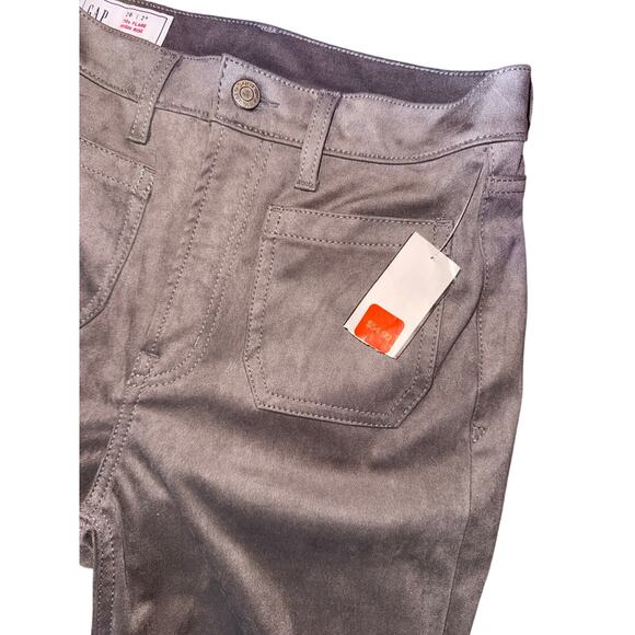 NWT The Gap SZ.26 High Rise Vegan Suede Retro ’70s Flare Jeans Pants Grey - Picture 16 of 16